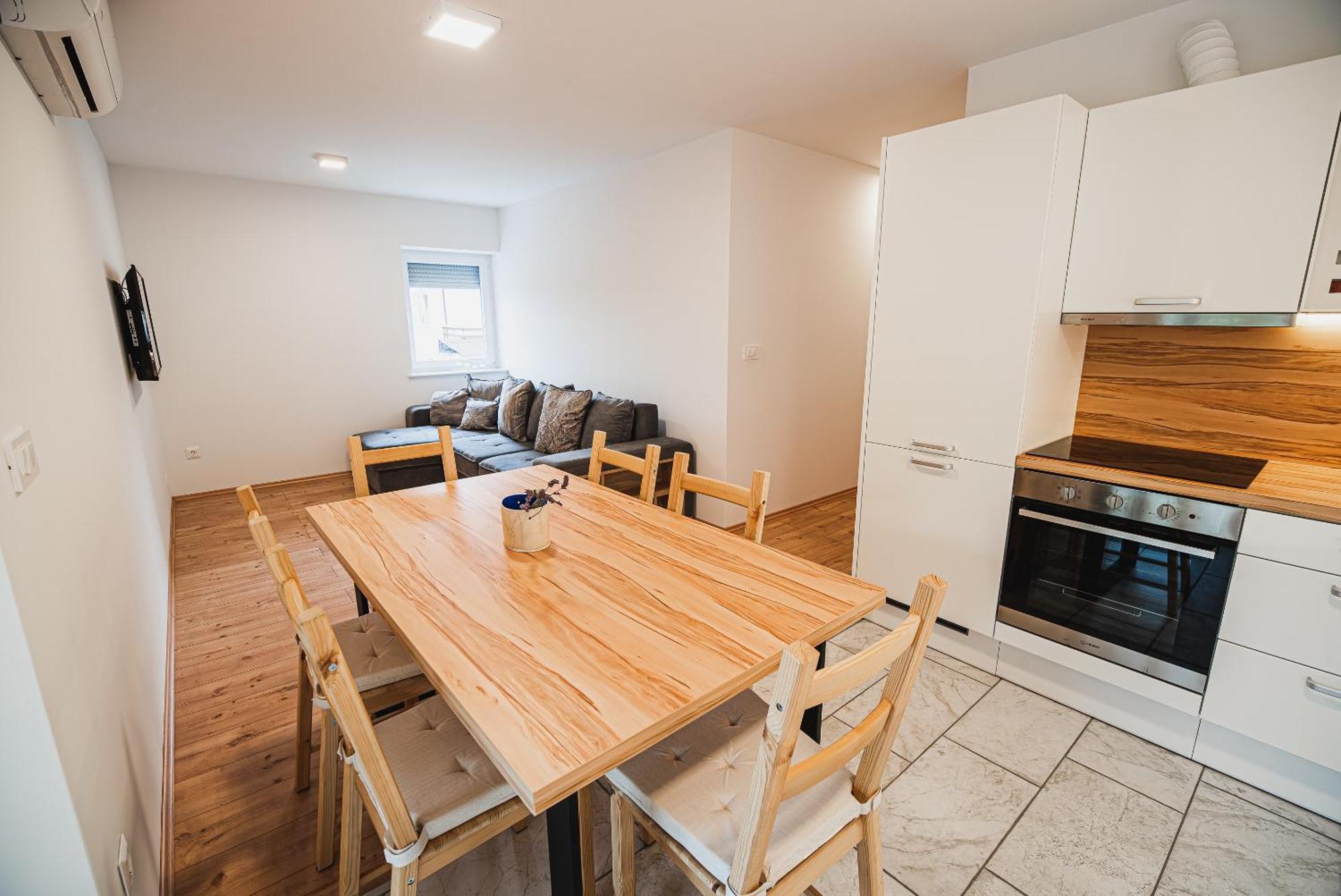 Apartments Rozalija Preddvor Phòng bức ảnh